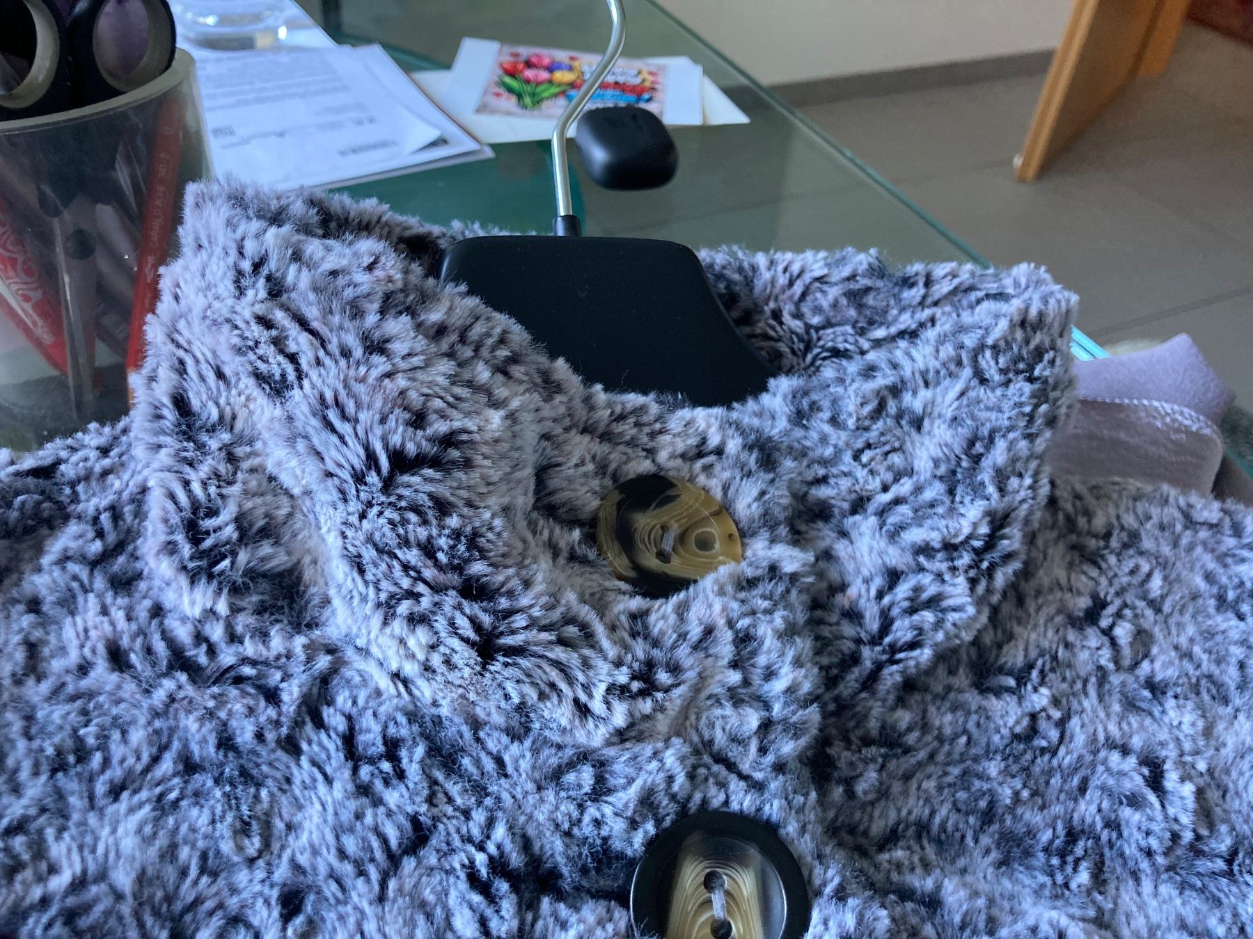 Jacken: Flauschige, blaugraue Jacke – Gebraucht aus Rüschlikon von pat_6hmj 1