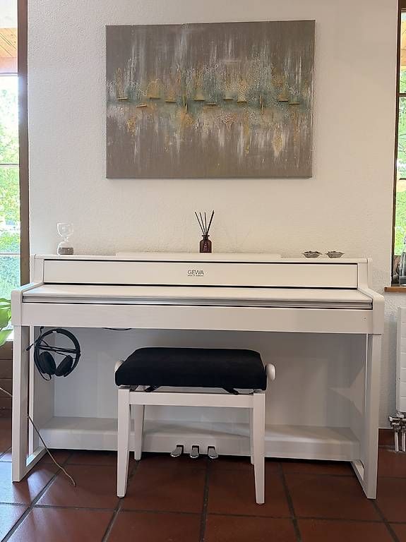 Instruments de musique: GEWA Digitalpiano UP-385 Weiss matt – D'occasion à Wädenswil par nin_6gkh 1