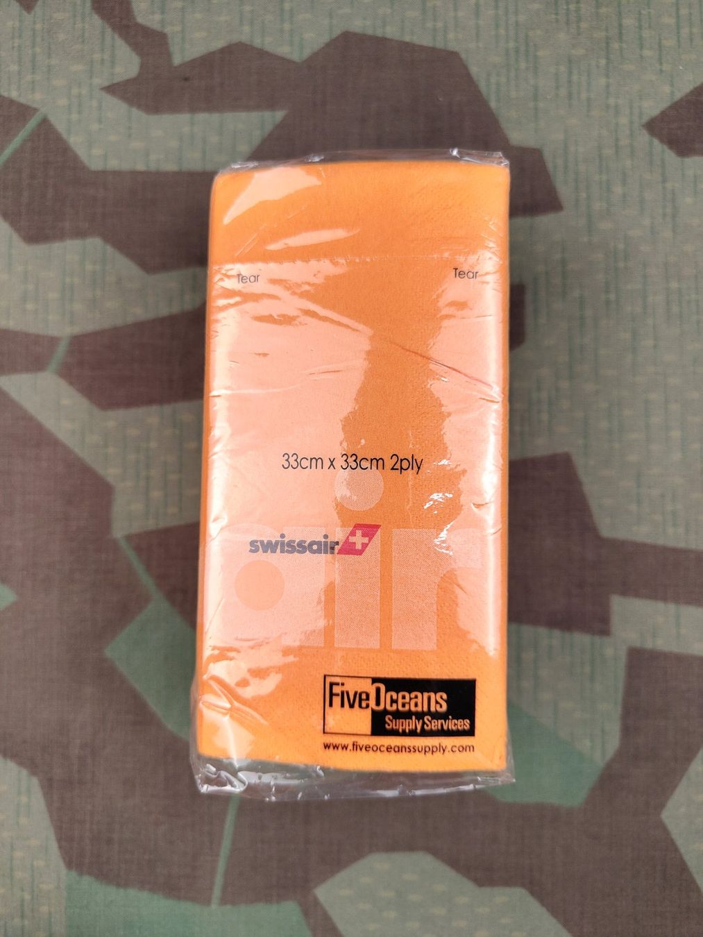 Swissair Uniformi: Servietten Swissair orange – Usato da Bauma venduto da SwissMilitaria