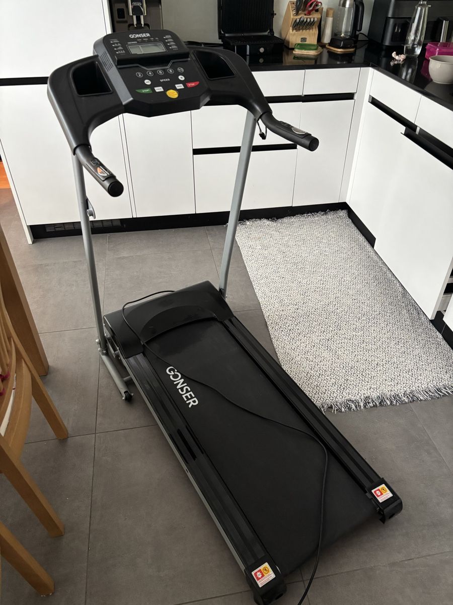 Hometrainer: Treadmill Gonser used functional condition – Gebraucht aus Affoltern am Albis von ann_6bd6