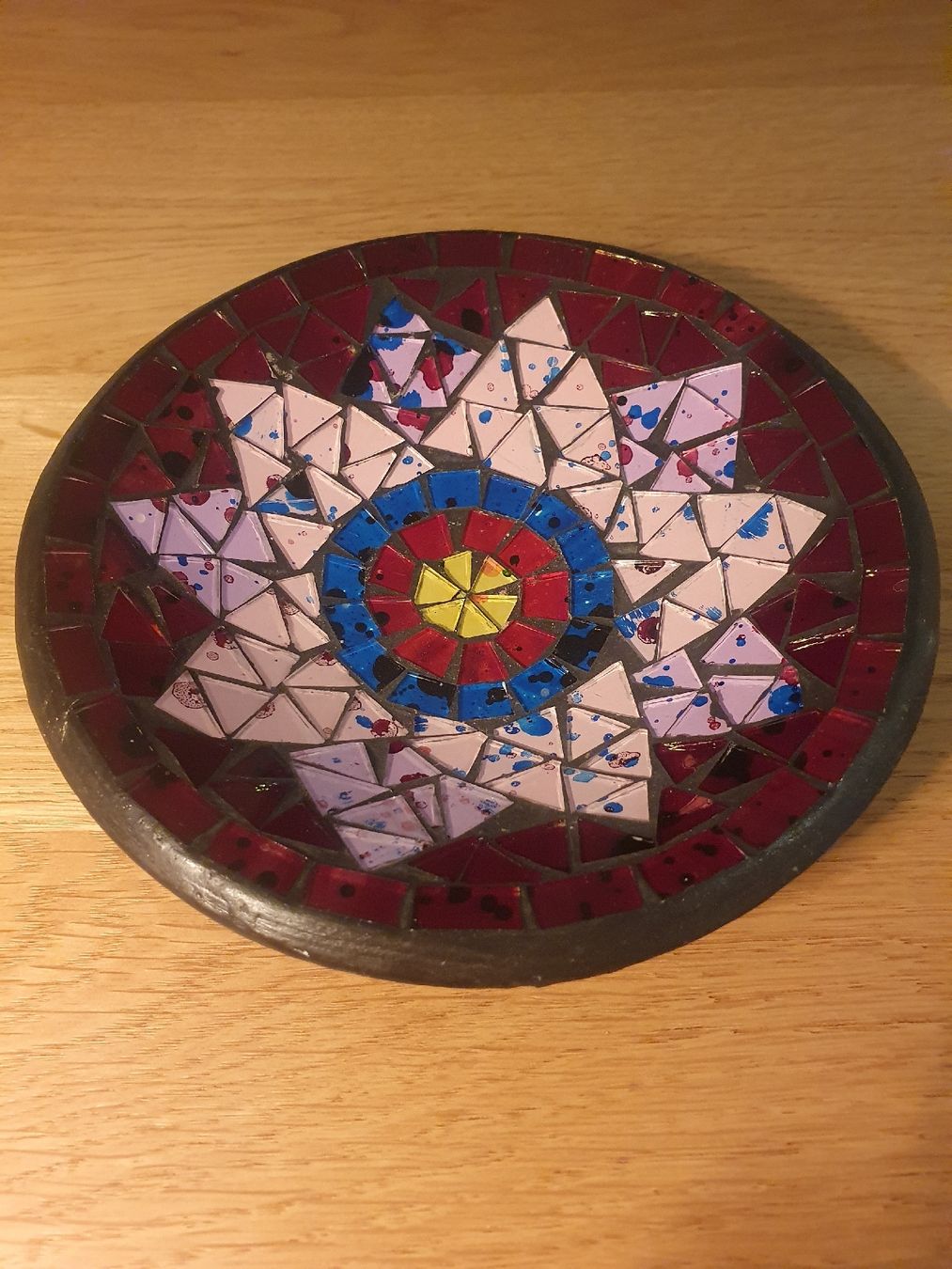 Piatti di portata: Mosaik Schale / Untersetzer, Durchmesser 15cm – Usato da Moosseedorf venduto da Sonnenschein.. 1