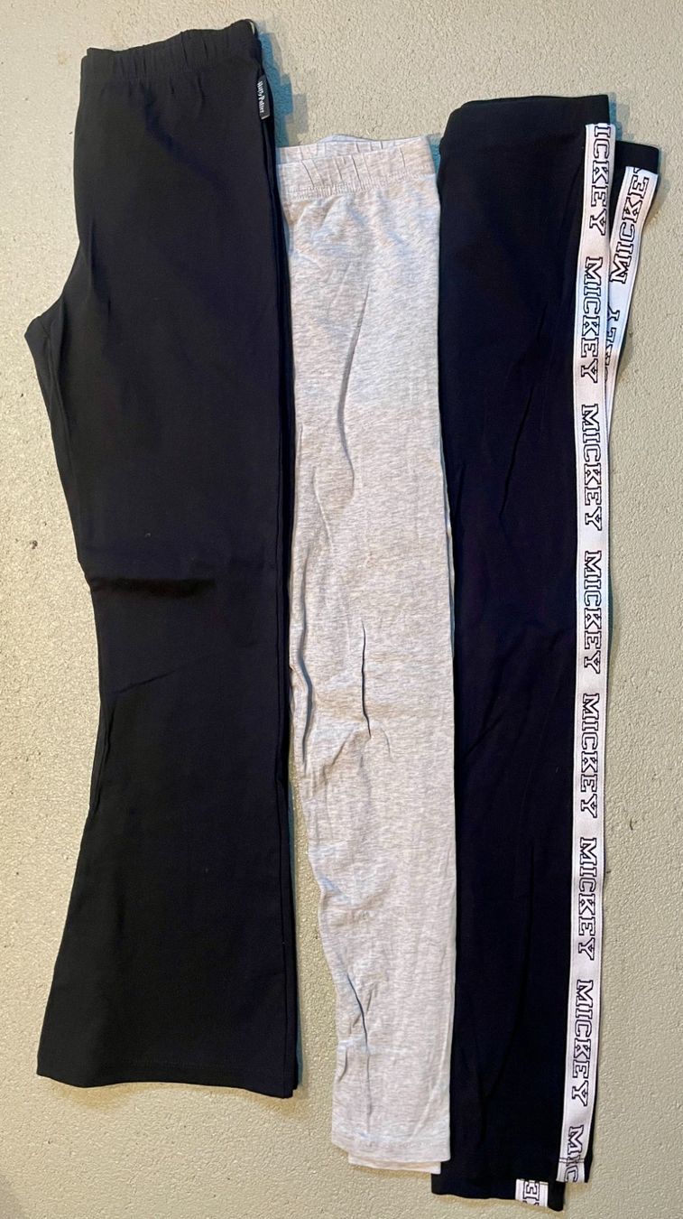 Calze & Collant: 3 schicke Leggings Gr. 146/152 – Usato da Neuendorf venduto da Knopfi