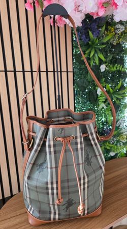 Bucket Bag Burberrys Plaid Leder Braunes Leder