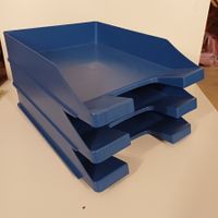 Bacs à courrier bleu 3 pieces bon état