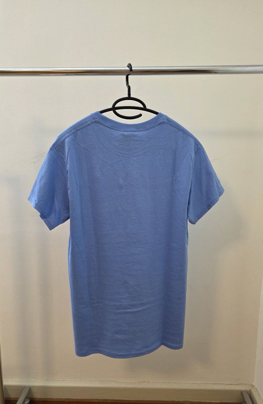 T-Shirts: Blaues T-Shirt Thrasher – Neu (gemäss Beschreibung) aus Rothenfluh von sel_j856 1