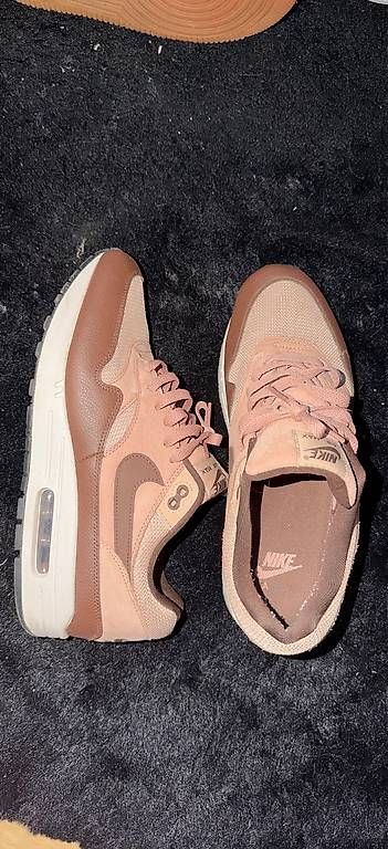 Nike Herrenschuhe: Air Max One 44 – Gebraucht aus Carouge GE von Ton_9gxl