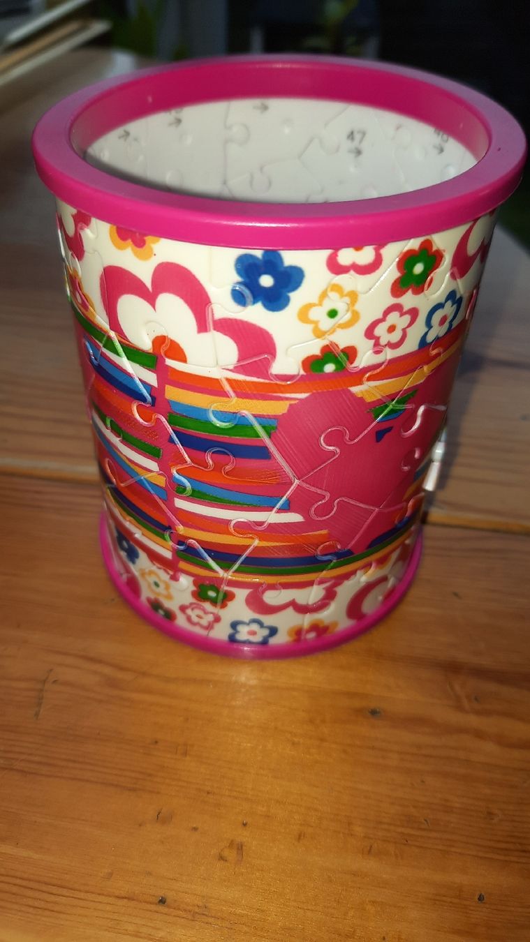 Contenitori & Simili: Süsser Puzzle-Becher Stiftehalter Rosa Mädchen – Usato da Zuchwil venduto da bvj_5t82