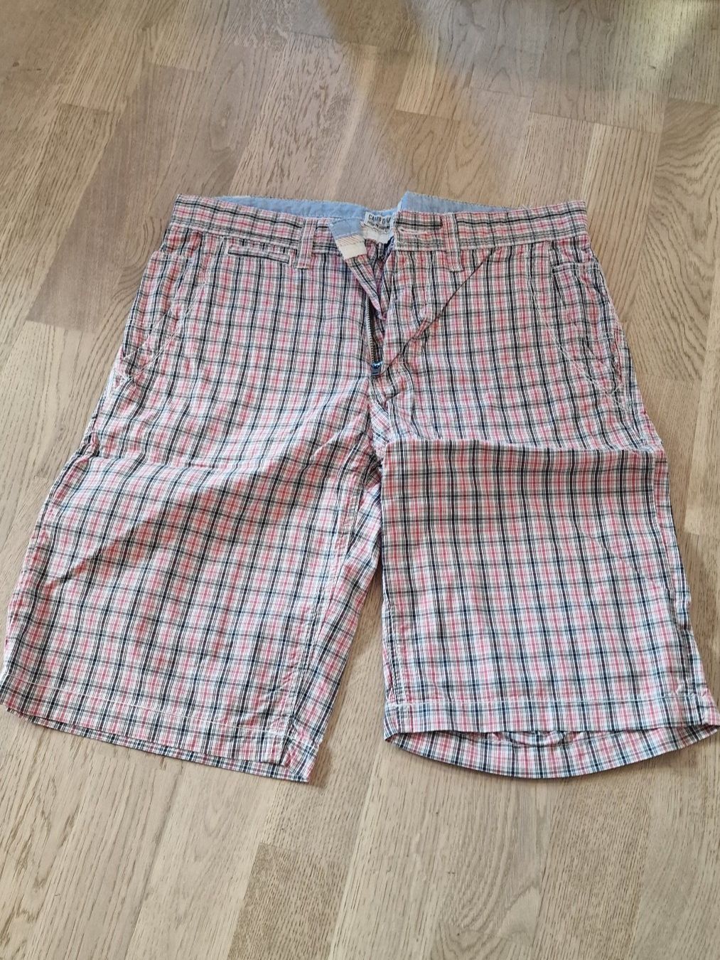 Camp David Pantaloni: Camp David - Hose kurz – Usato da Horw venduto da Aquim