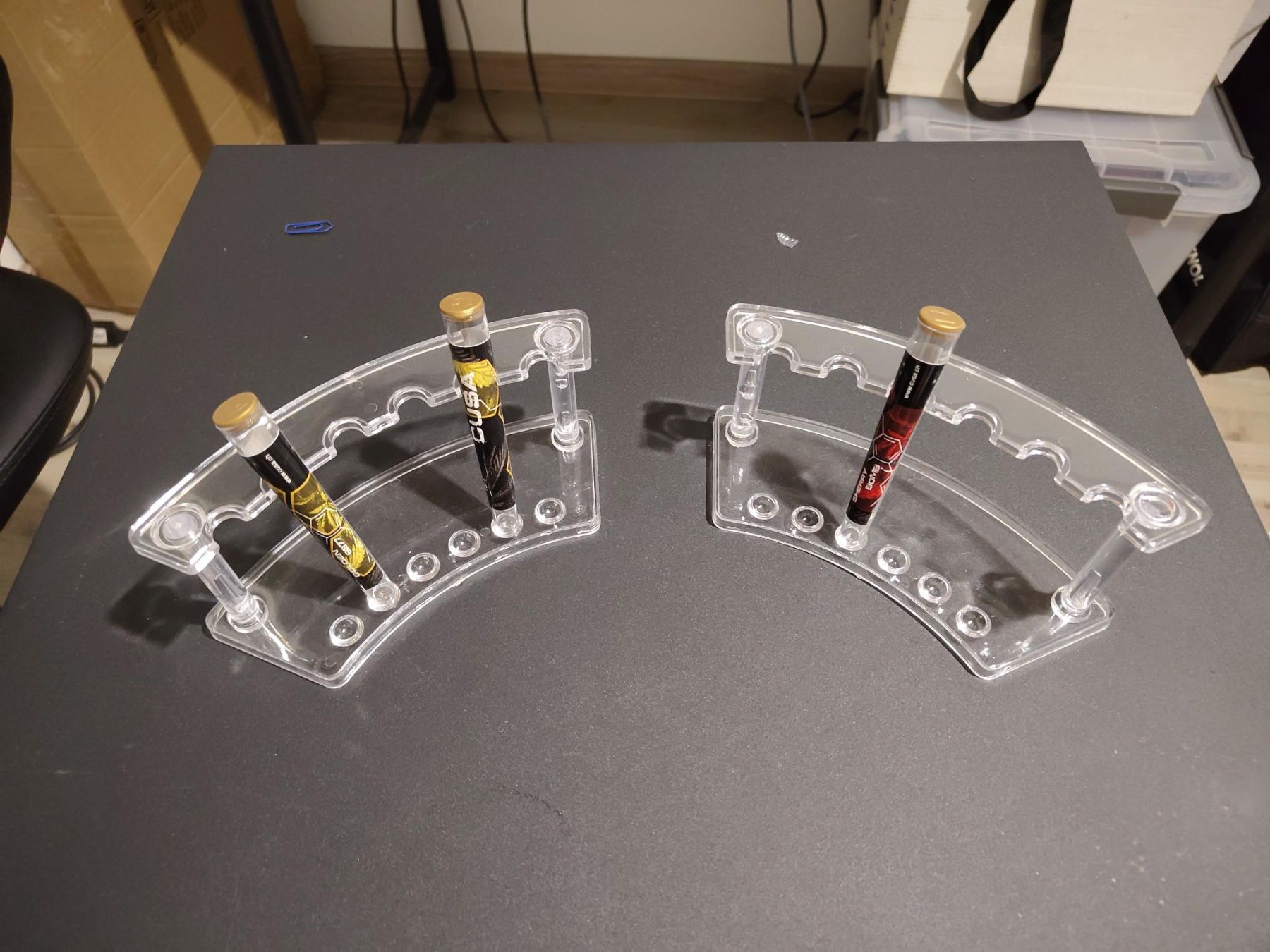 Sonstige Tabakwaren: 2 display stands for pre-roll / joint tubes – Gebraucht aus Capolago von Bomberz