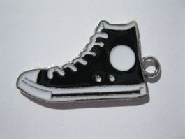 Anhänger Turnschuh, schwarz, 2x3cm