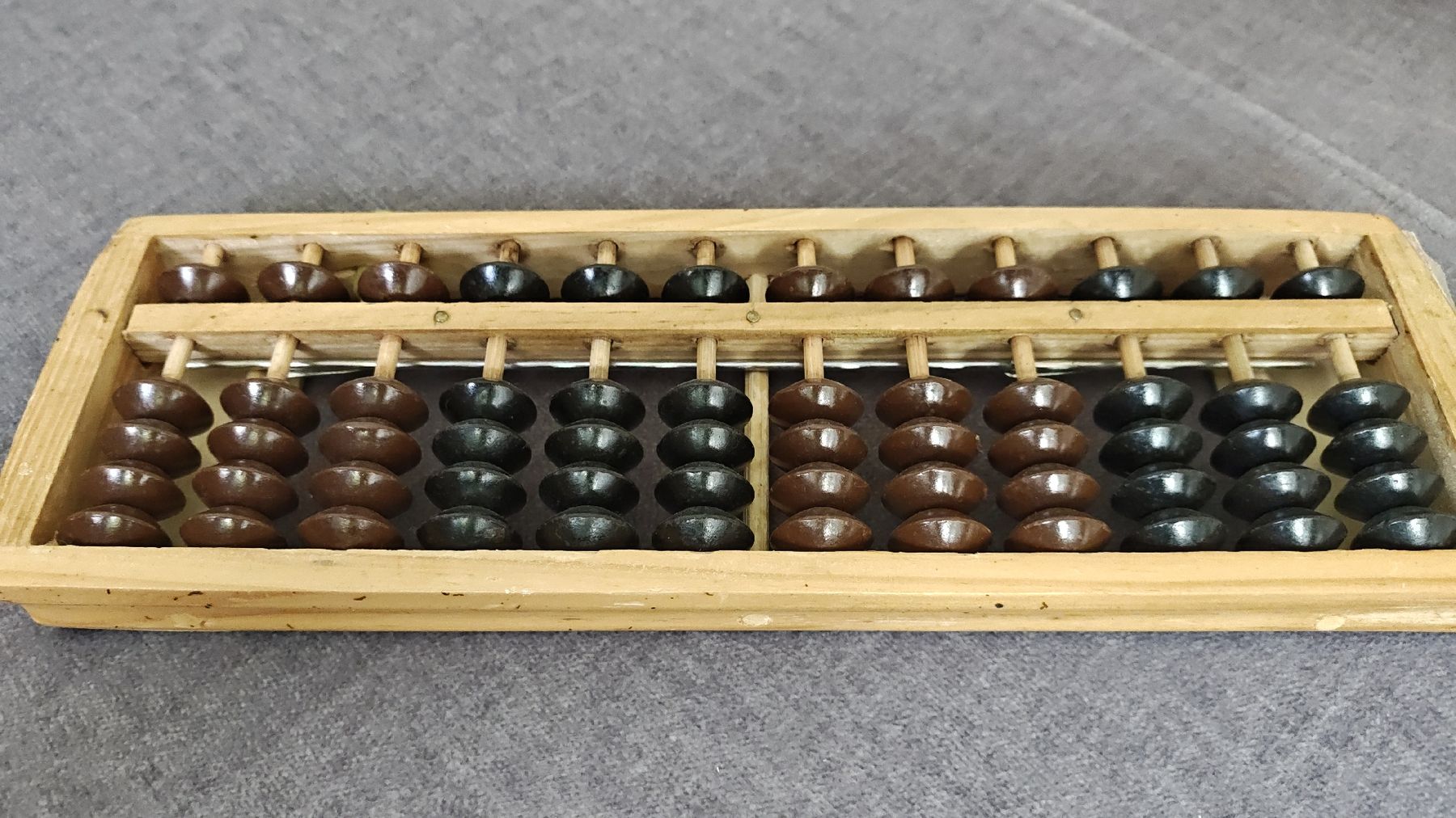 Taschenrechner: Abacus – Gebraucht aus Weisslingen von nizanra