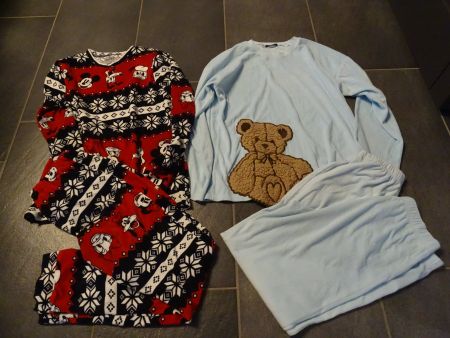 2er Set TEZENIS Pyjamas - Grösse 10/11 J. Top Zustand!
