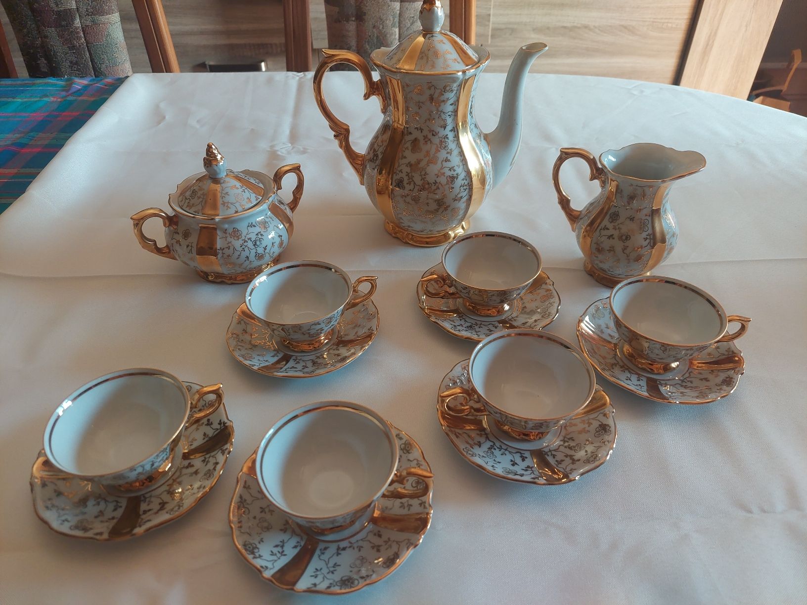 Set di piatti: Service à café ancien – Nuovo e nell'imballaggio originale da GENEVE venduto da Filou57