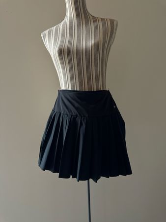 Fila Tennis Skort Black Size S with Shorts Good Condition