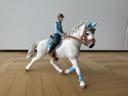 Schleich Pferd mit Reiterin 