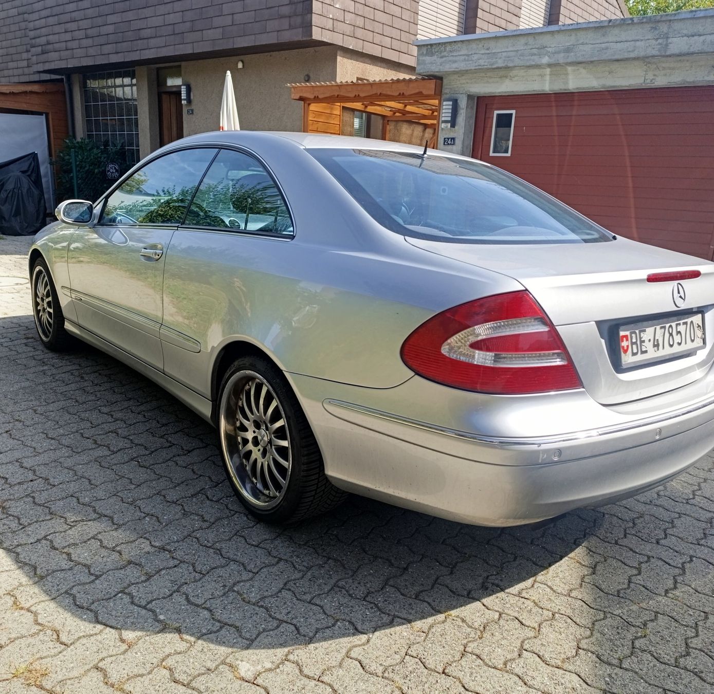 Automobili: Mercedes CLK 270 cdi – Usato da Münchenbuchsee venduto da duc940 1