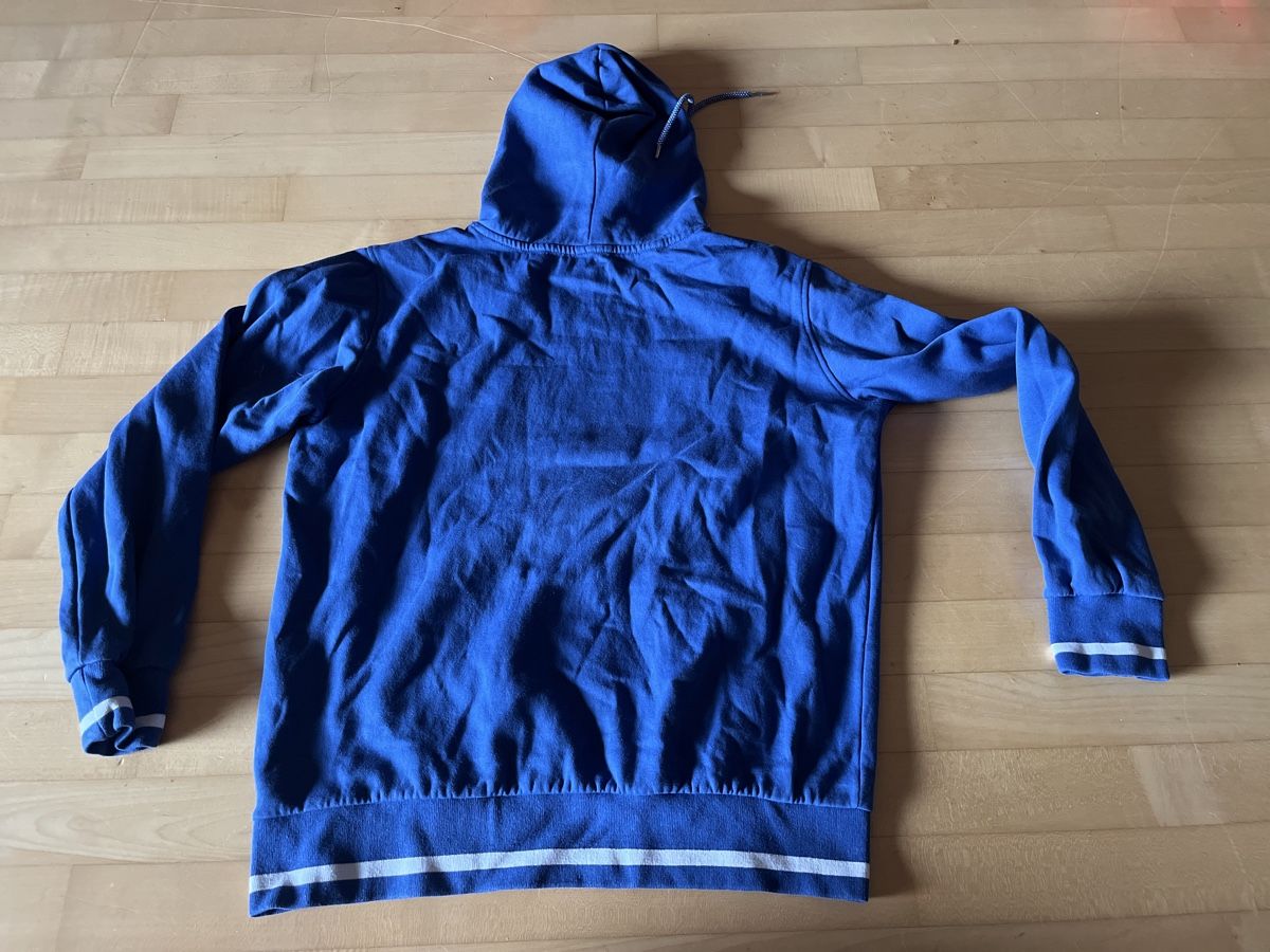 Maglioni & Felpe: EHC Kloten Flyers Pullover Pulli Kapuze – Usato da Wallisellen venduto da theadicts77 2