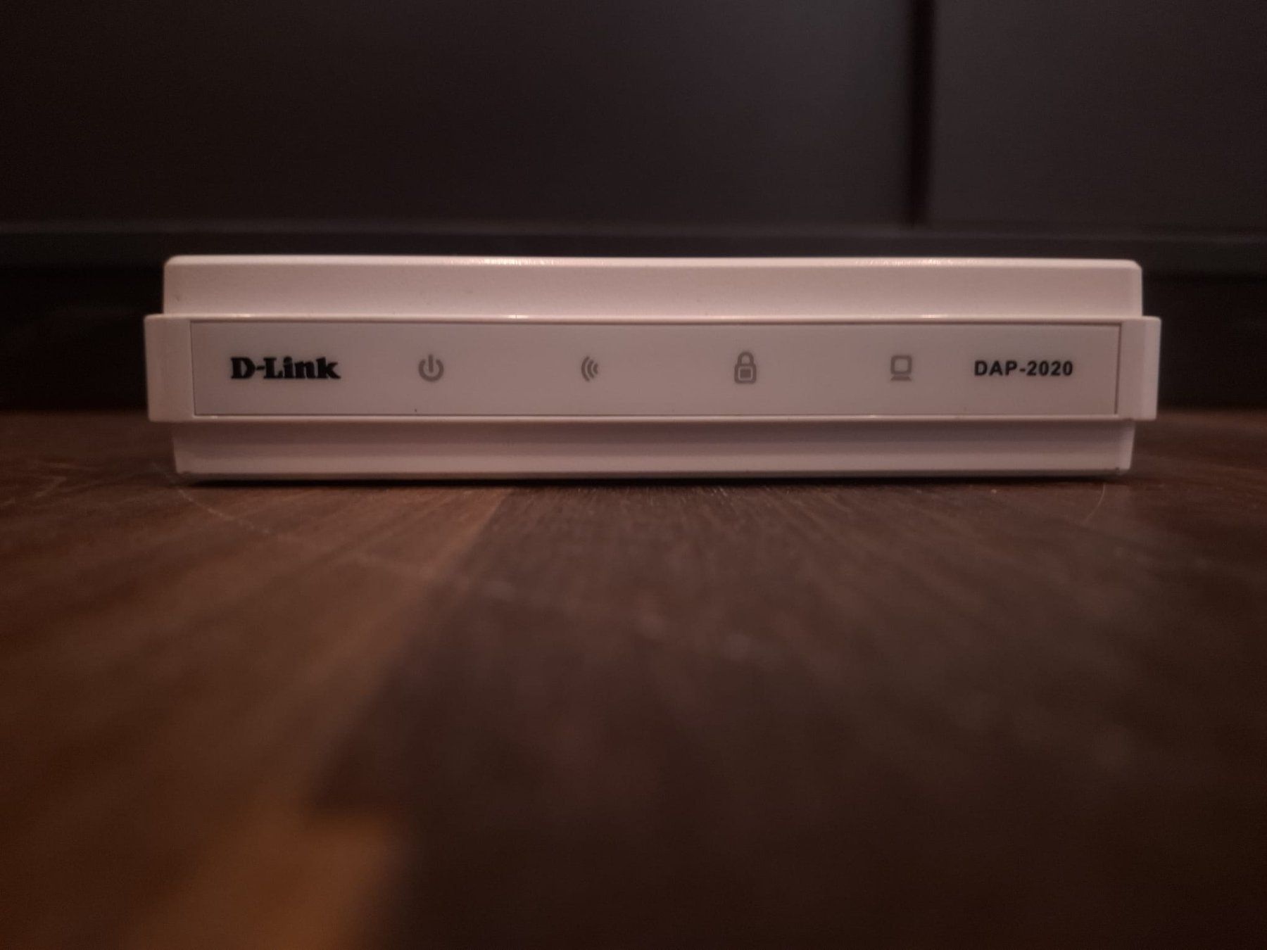 Dlink Modem & Router: D-Link DAP-2020 Router (2/2) – Usato da Effretikon venduto da lichtundmusik_GmbH 1
