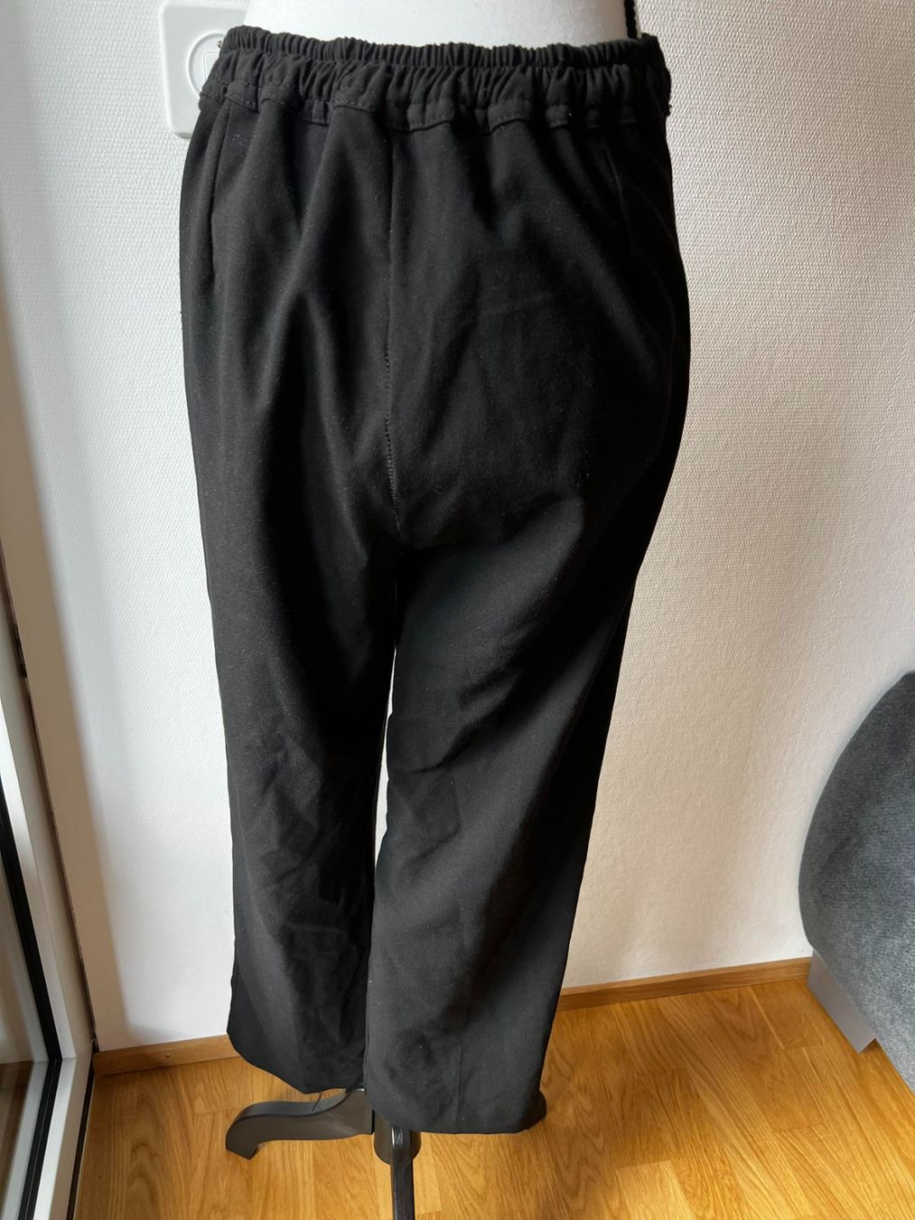 Pantaloni: ✨Hose M /L✨ – Usato da Riehen venduto da edu_92w7 3