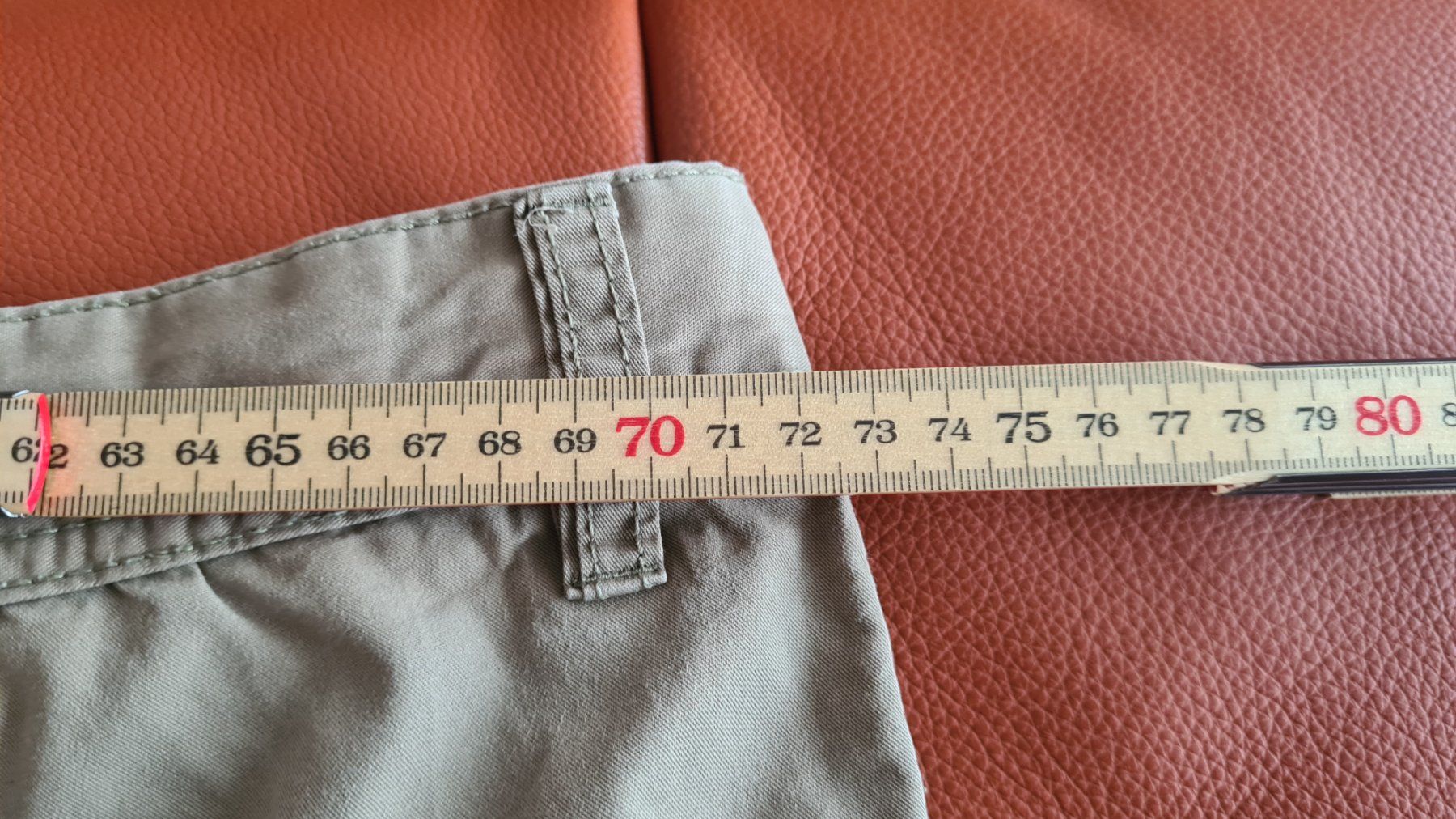 Pantaloni: Shorts Brühl Grösse 6/7 XL – Usato da Zürich venduto da Agios 6