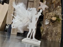 Dekorierter Holz Weihnachtsengel shabby, dekoriert H ca19 cm
