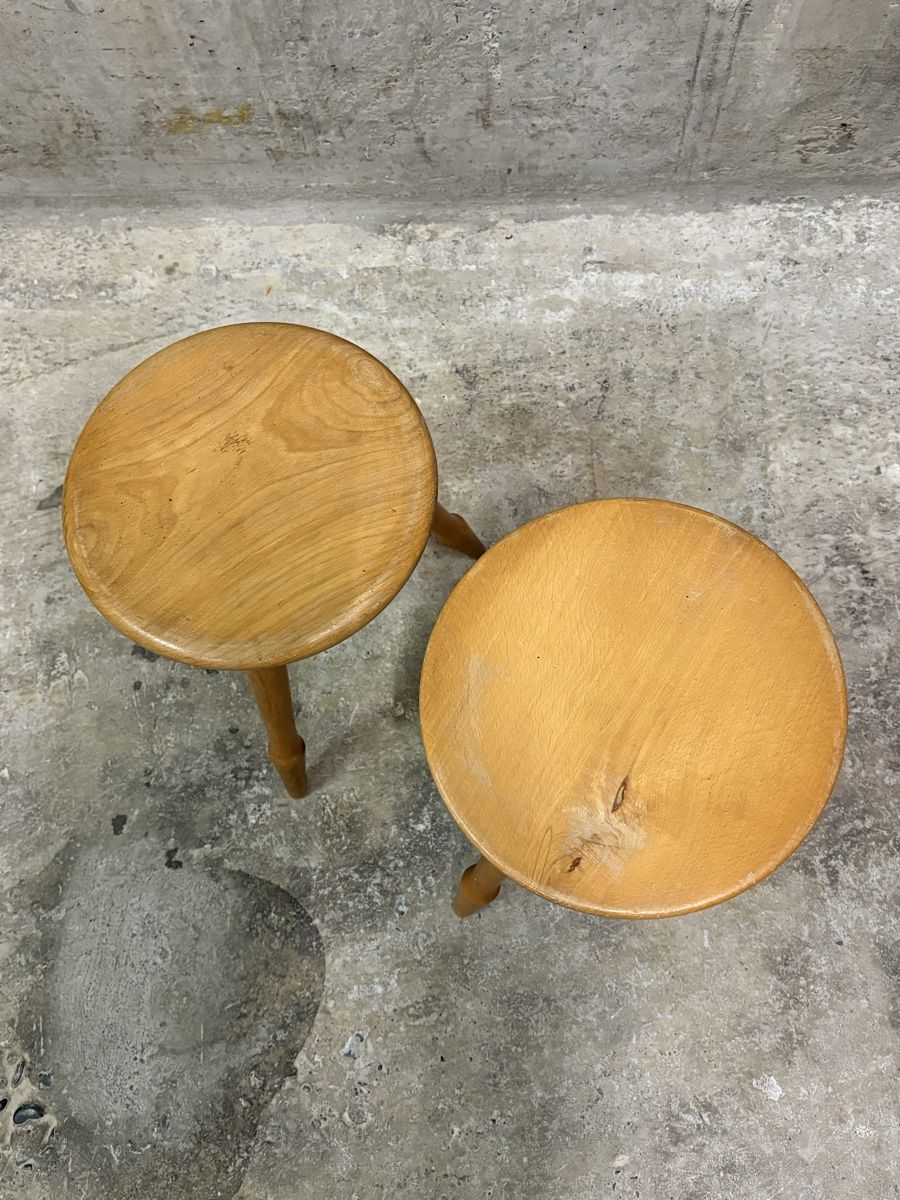Sgabelli: Zwei schöne Holz-Hocker/Taburettli – Usato da Bern venduto da Pet-zi 2