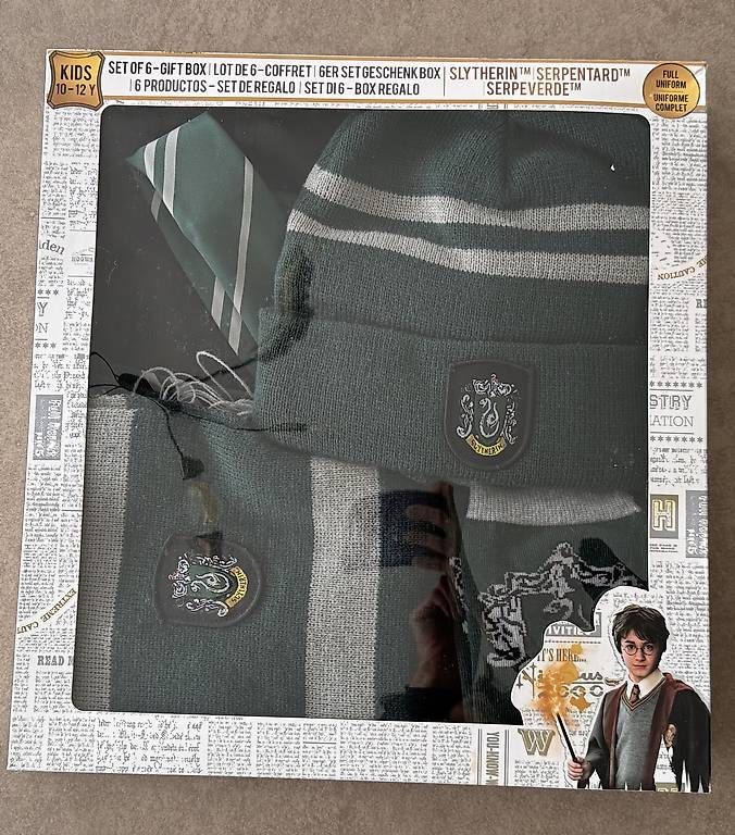Costumi: Coffret Harry Potter – Nuovo e nell'imballaggio originale da Le Brassus venduto da ver_8jc7 1