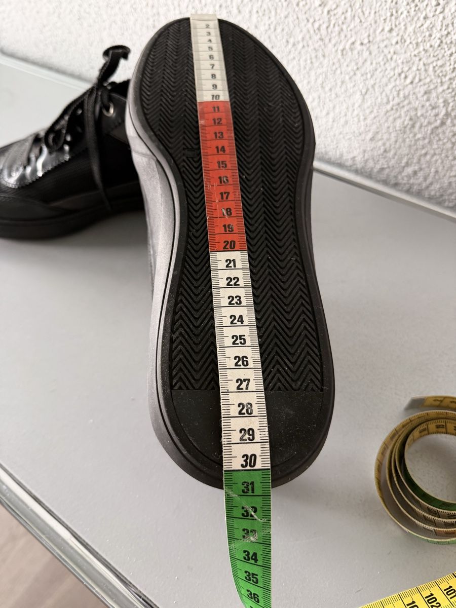 Santoni Chaussures hommes: Santoni AMG Herren Schwarz Grösse 10  – D'occasion à Oberwil b. Zug par hallihallo12 3