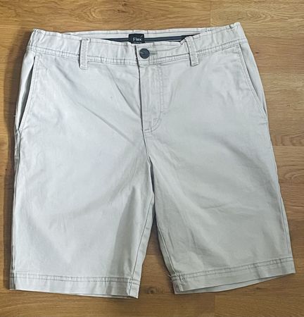 Helle Slim—Fit Shorts W30