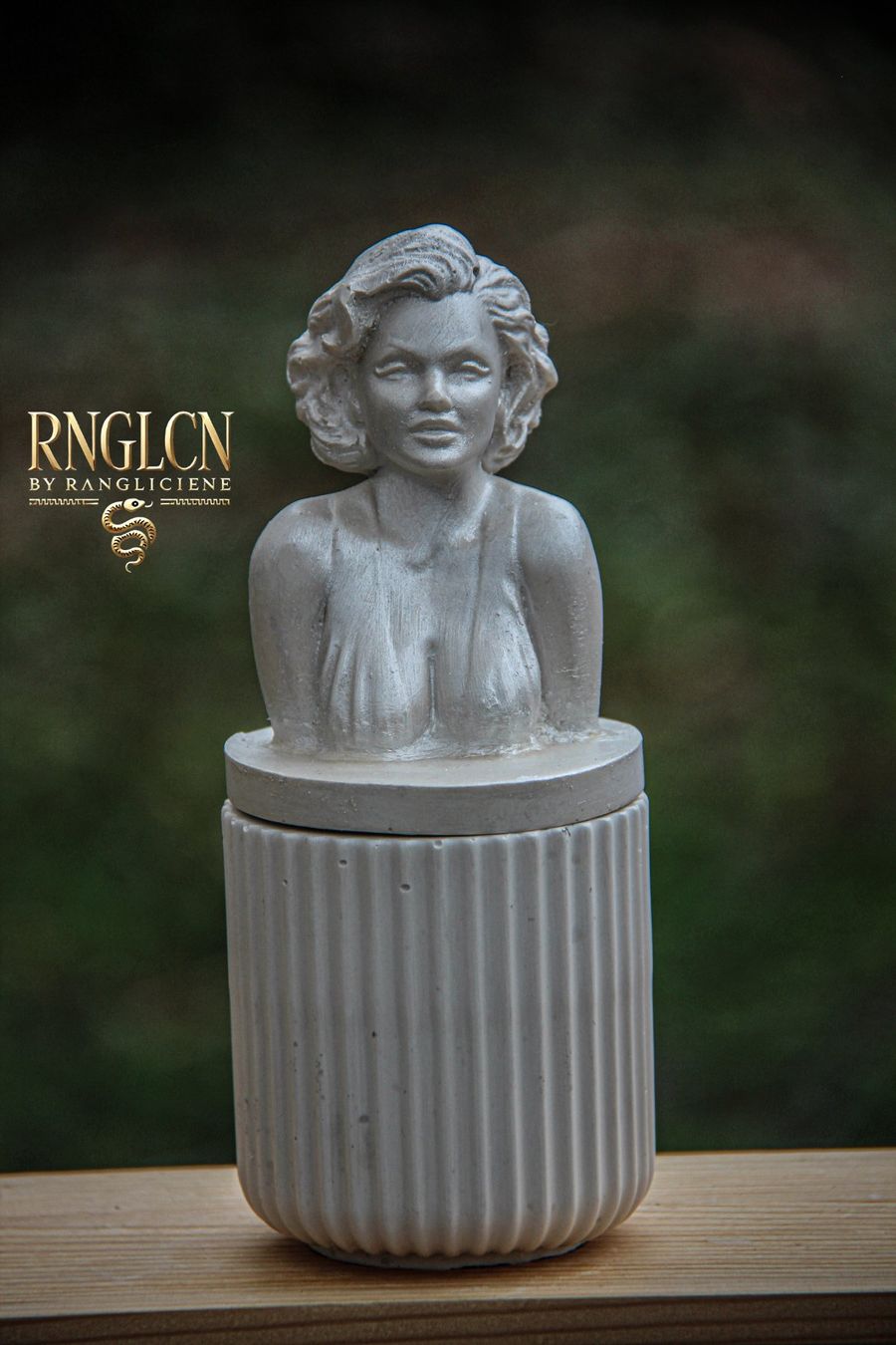 Altro in Decorazioni & Accessori: Boîte décorative avec buste sculpté – Nuovo (secondo la descrizione) da Neuchatel venduto da rnglcnluxecandles