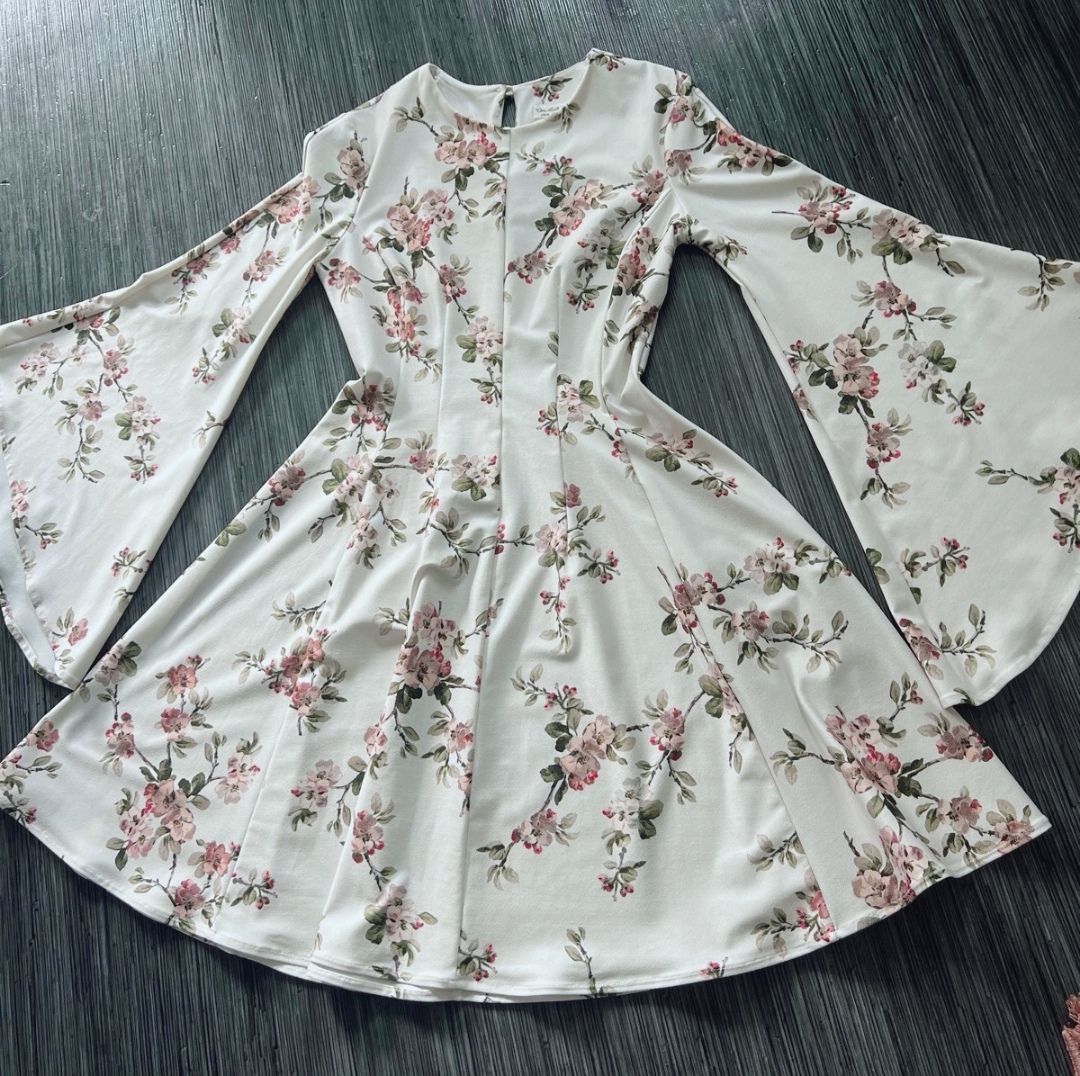 Vestiti: schönes Sommerkleid Gr. 42 – Usato da Niederbipp venduto da kevintifu20