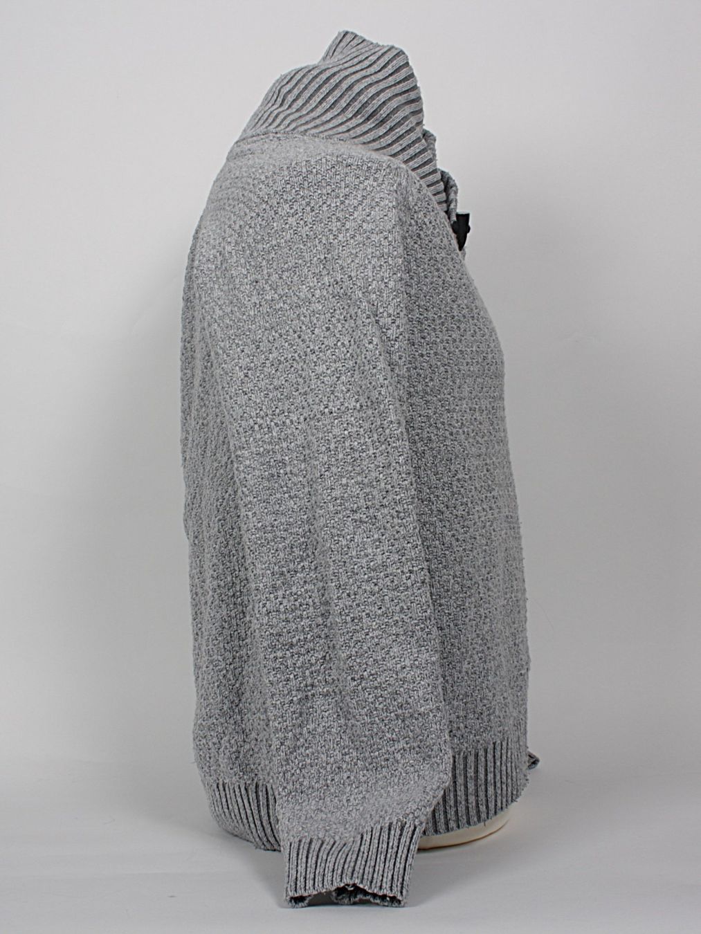H&M Pullover & Sweatshirts: H&M Herrenpullover hellgrau Gr. XL – Gebraucht aus Zollikofen von Restwert_Zollikofen 1