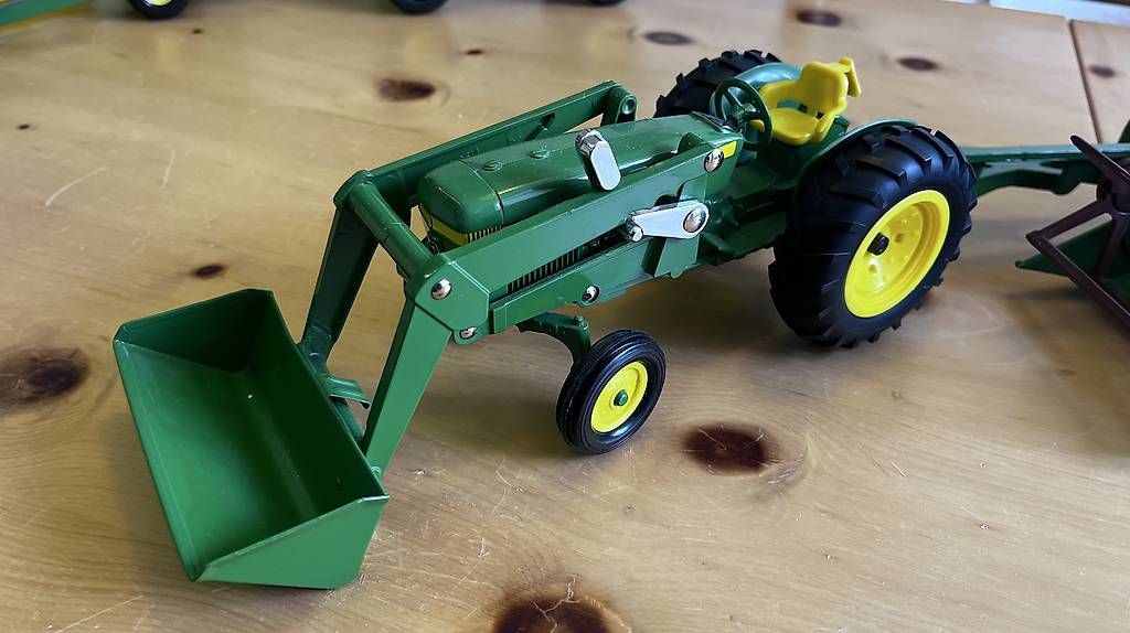 Kit di modellismo & Modellini statici: John Deere 1:32 Set – Usato da Bachenbülach venduto da Gismama 1