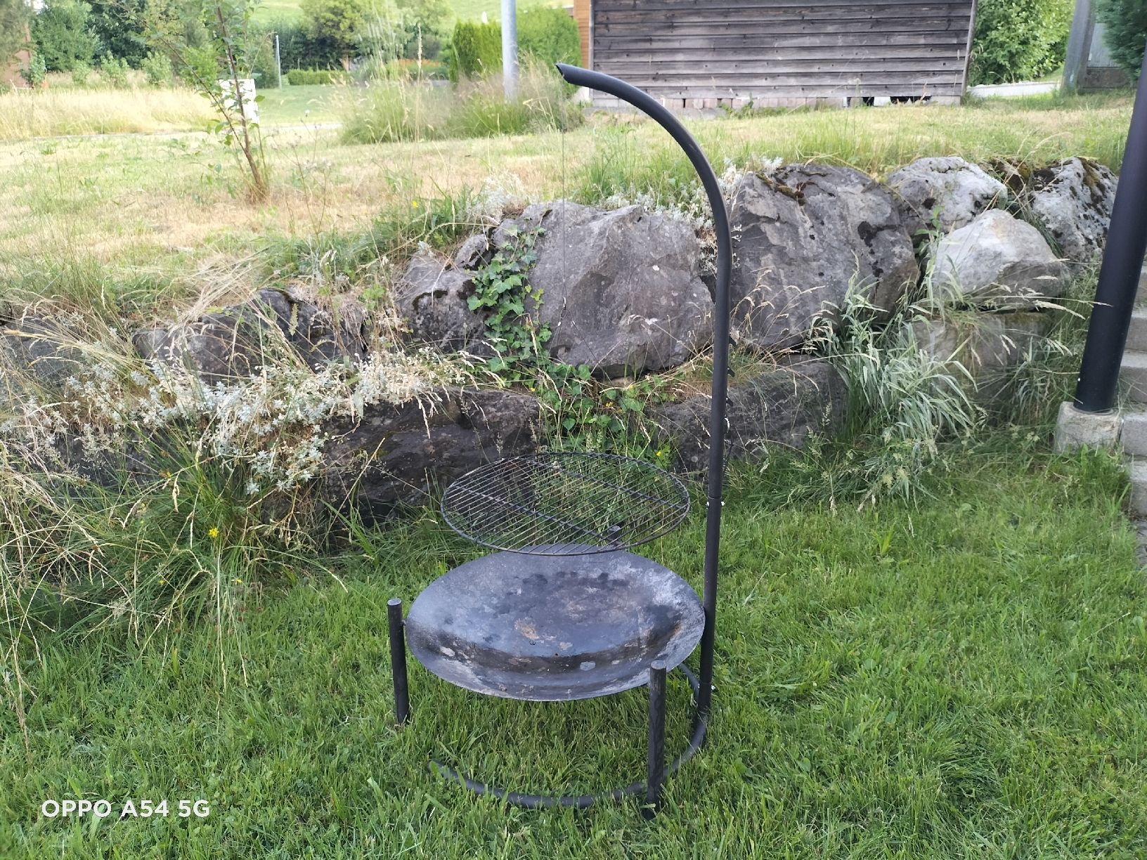 Feuerschale: Grillschale mit verstellbarem Grillrost – Gebraucht aus Schüpfheim von ult_5wg2