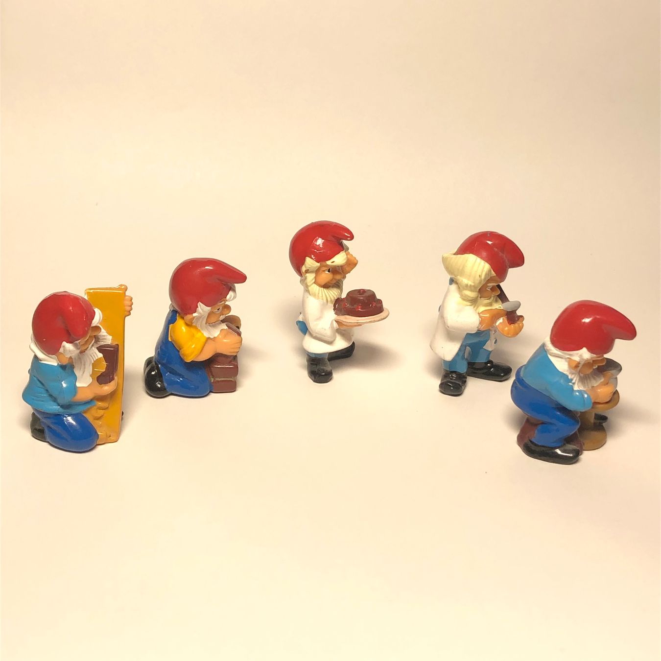 Statuette: Ü-Ei-Zwerge (Figurenset) – Usato da Küblis venduto da AlpinePro_GR 1