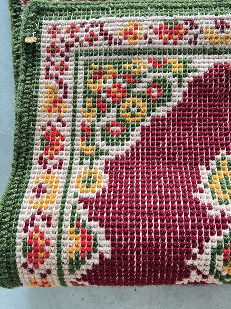 Tappeti: Tapis artisanal pure laine – Usato da Vétroz venduto da Chrisbad60 1