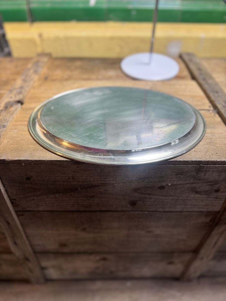 Tutte le decorazioni: Vintage Serviertablett, Metall, Durchmesser ca. 30cm fli – Usato da Küttigen venduto da Melisch1000 1