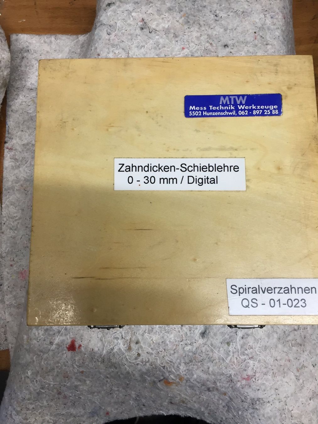 Misurare: Digital Zahndjcken-Schieblehre 0.30mm – Usato da Frenkendorf venduto da BasLie 1