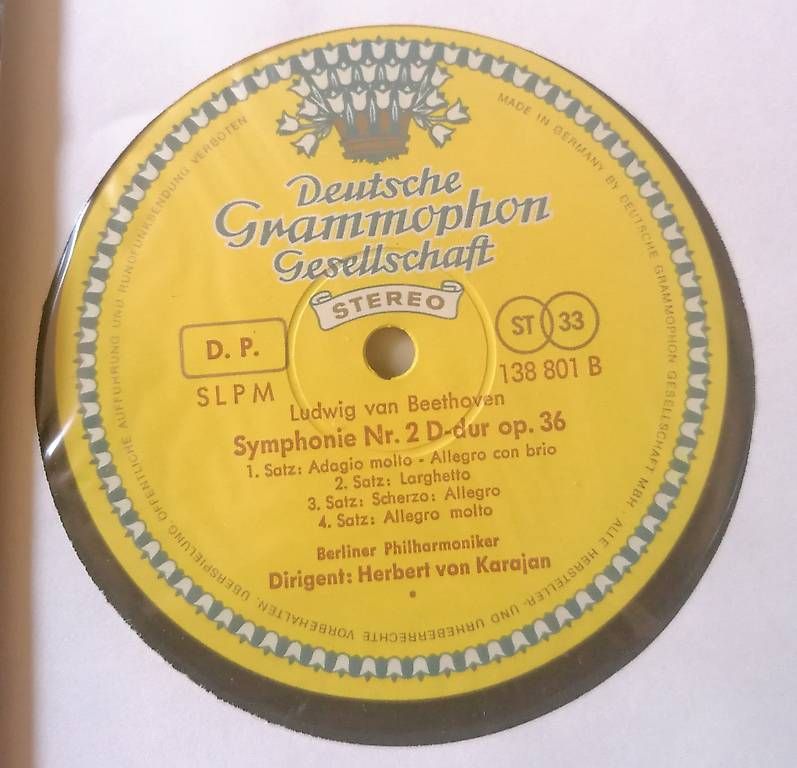 Dischi in vinile: Beethoven 9 Symphonien Vinyl Box Karajan – Usato da Wohlen AG venduto da tenorespinto 3