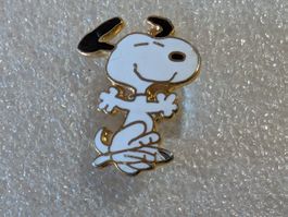 Ansteckpin 233: Snoopy