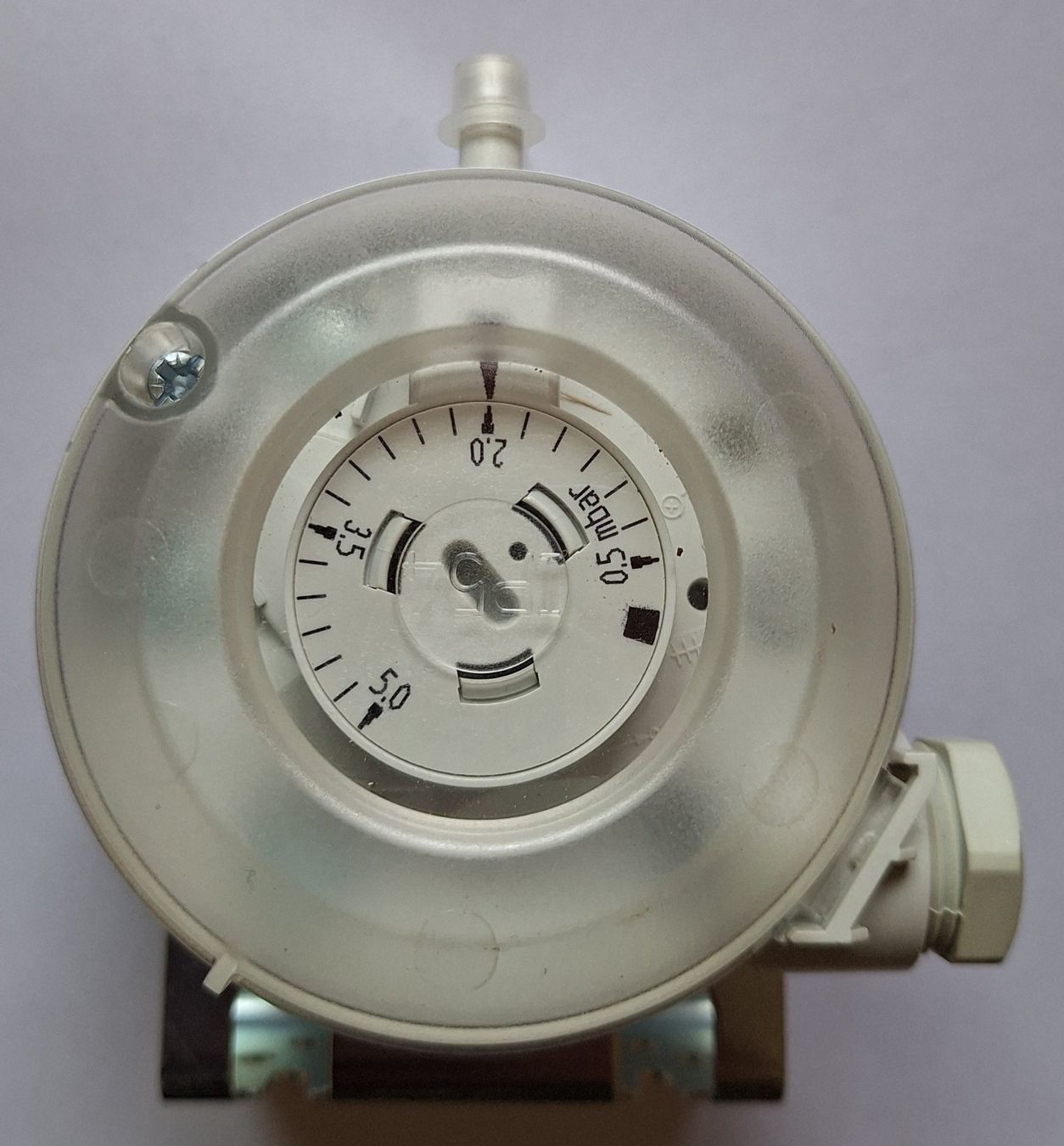 Misurare: Huba Control Differenzdruckschalter 0.5...5 mbar – Nuovo (secondo la descrizione) da Sevelen venduto da rwi_k7mr