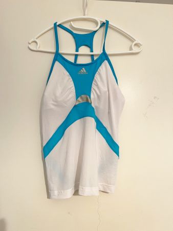 Sport-Trikot-Damen Grösse M - Marke ADIDAS - OVP CHF 69.-