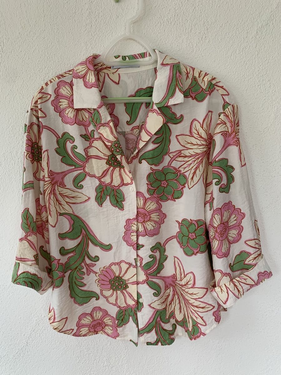 Chemisiers: Bluse mit Blumenmuster, Grösse S – Neuf (Voir description) à Galgenen par Waldliesel