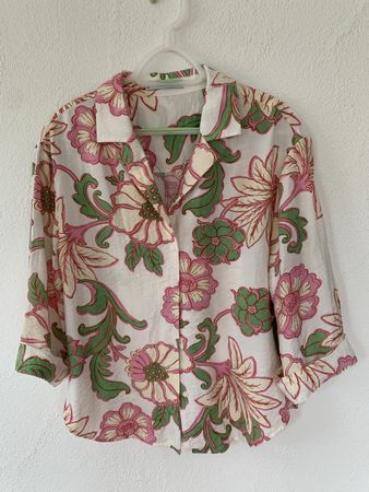 Bluse mit Blumenmuster, Grösse S