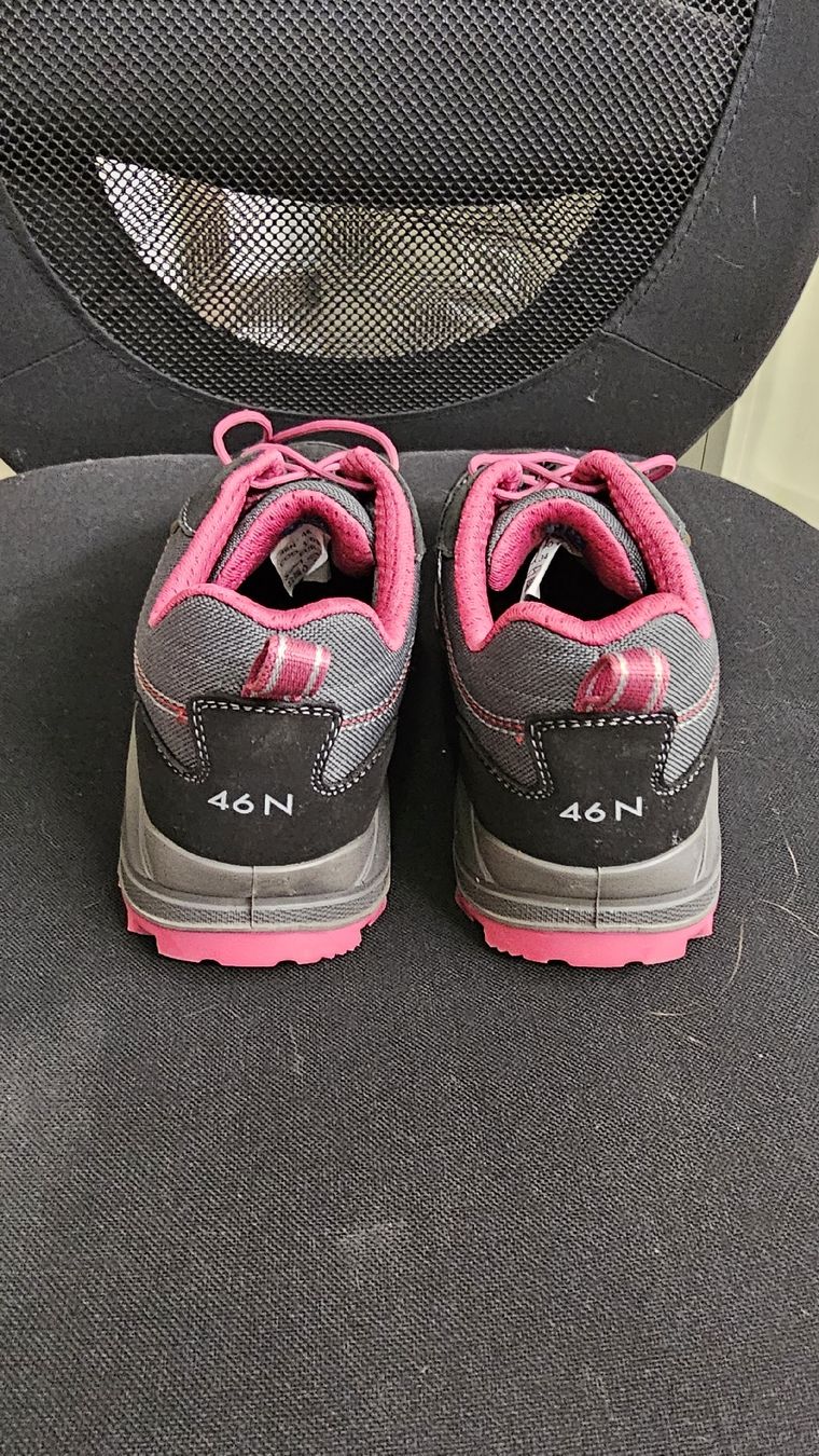 Scarpe per ragazzi: Wanderschuhe – Usato da Niedergösgen venduto da MG46 2