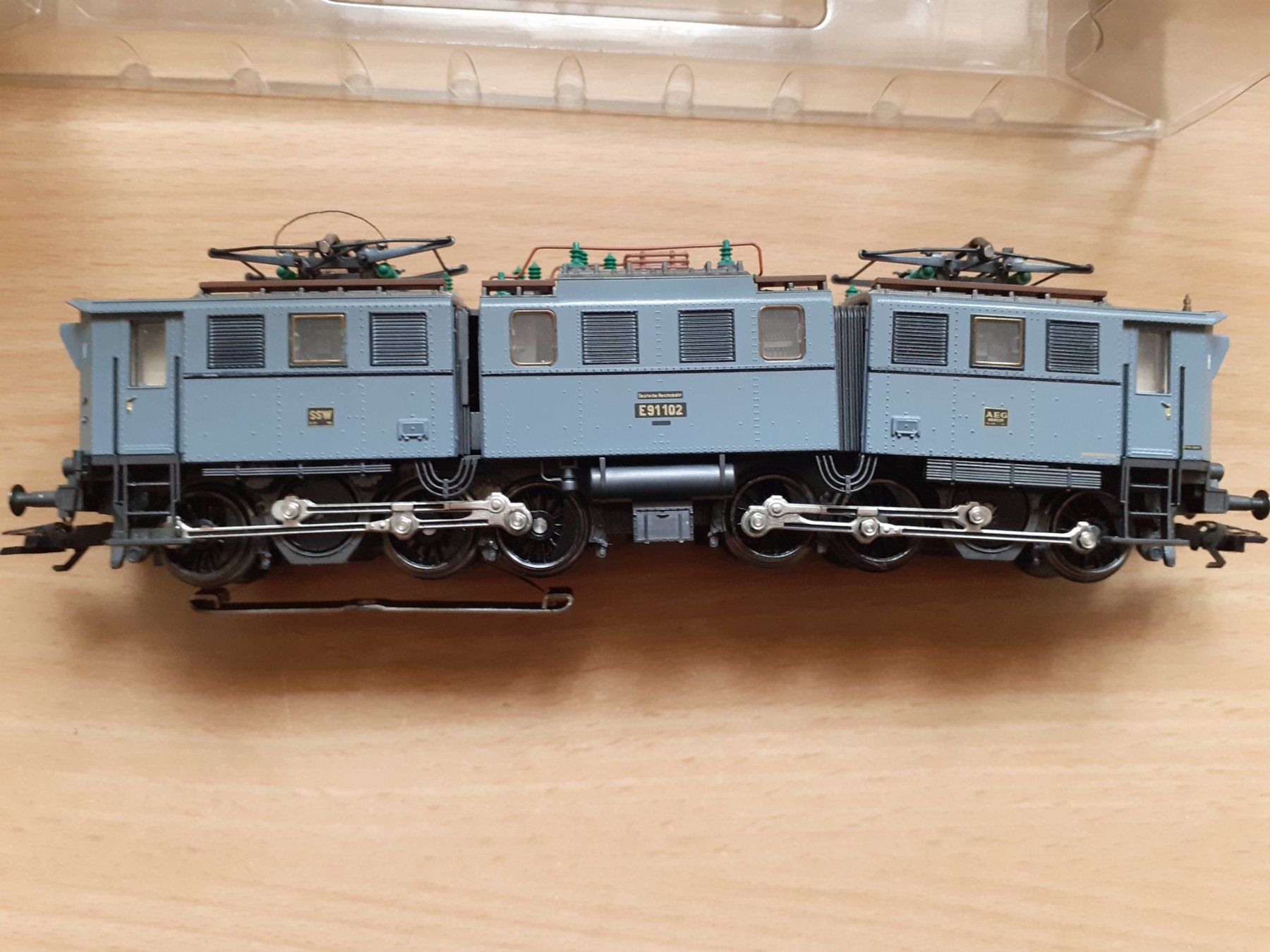 Märklin Trains électriques: Märklin 3528  BR E 91 DR H0 – D'occasion à Arbedo par aladino666 3
