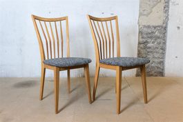 Neubezogenes 2er Set Mid-Century Esszimmer Stuhl
