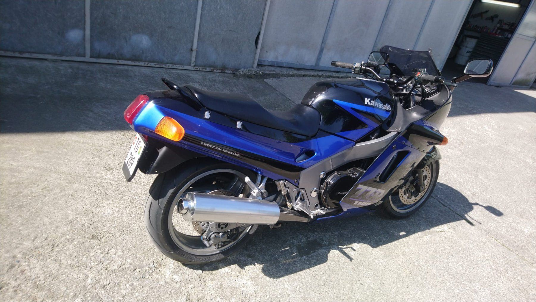 Kawasaki Strada: Kawasaki ZZ-R 1100 – Usato da Arbon venduto da Marlyse2 1