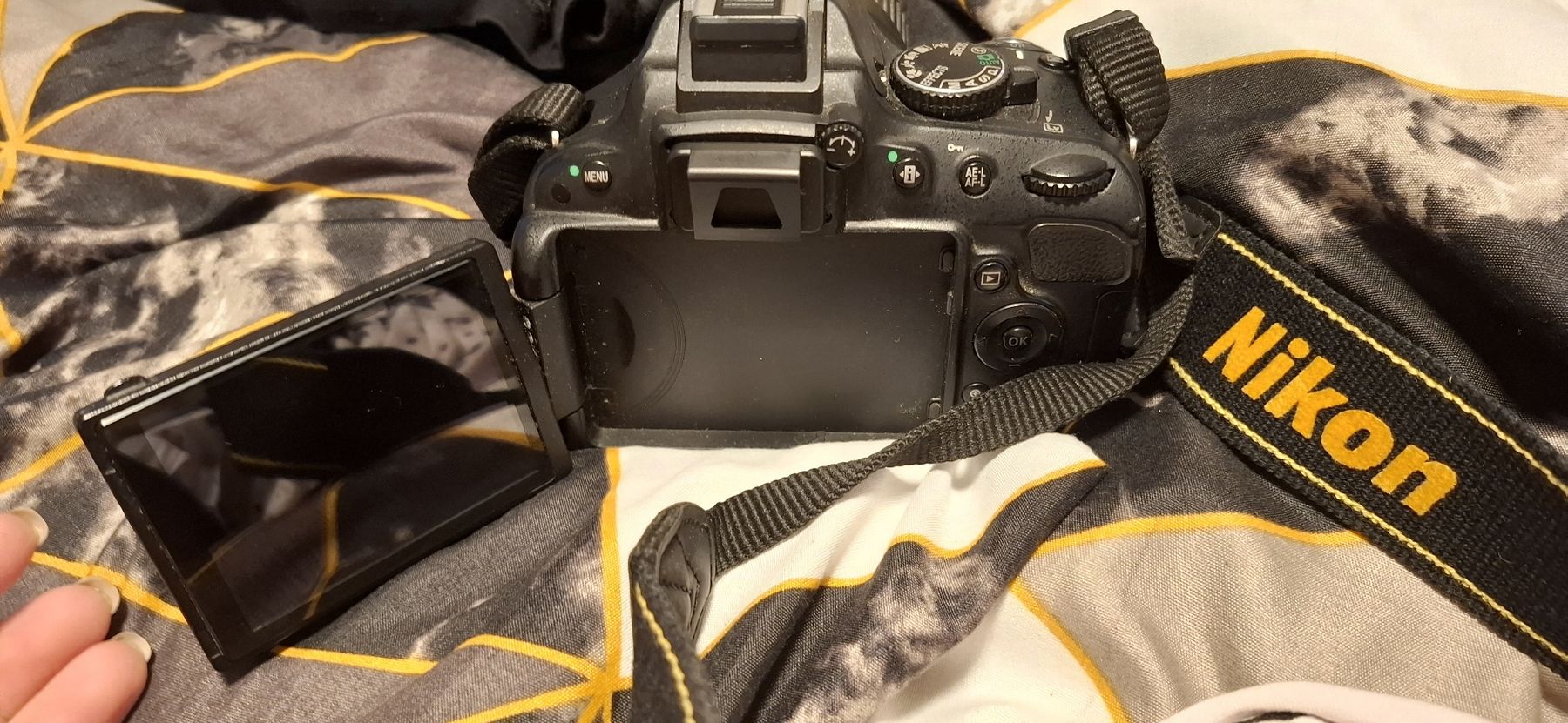 Nikon Fotocamera: Kamera Nikon D5100 – Usato da Endingen venduto da RJ1810 1
