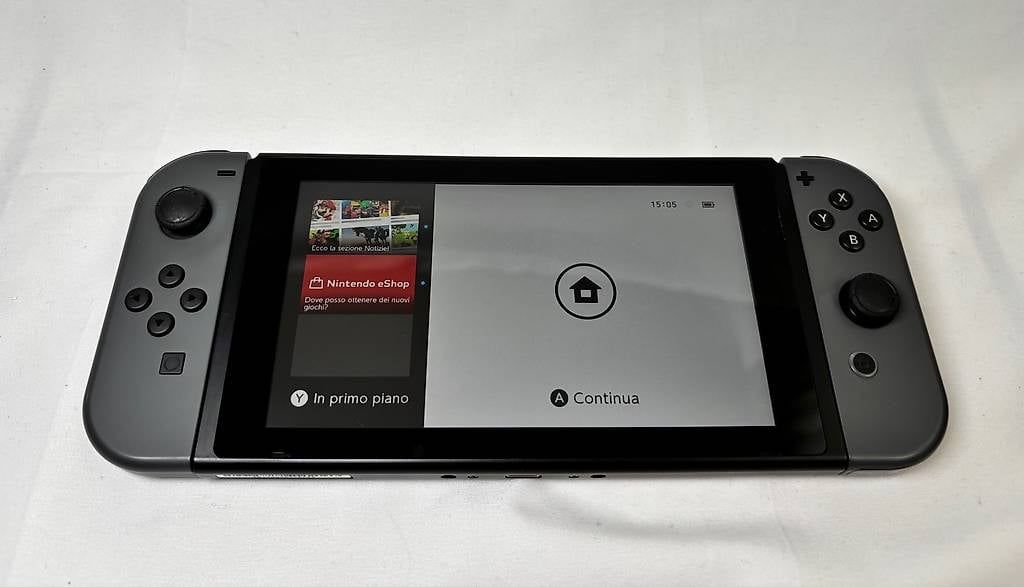 Nintendo Console: Nintendo Switch Console | 64GB MicroSD + Gioco – Usato da Gordola venduto da kar_gy5g 5